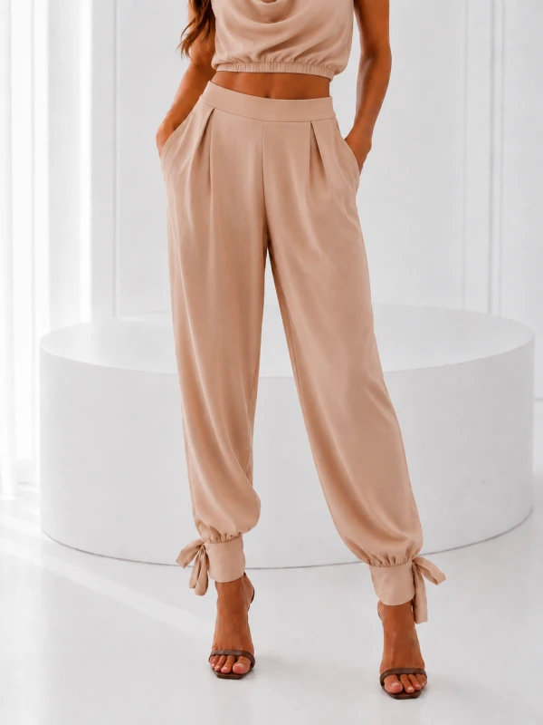 Camelia beige 2.png